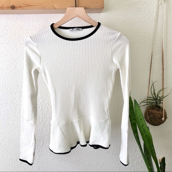 Zara Tops - Zara white ribbed peplum top